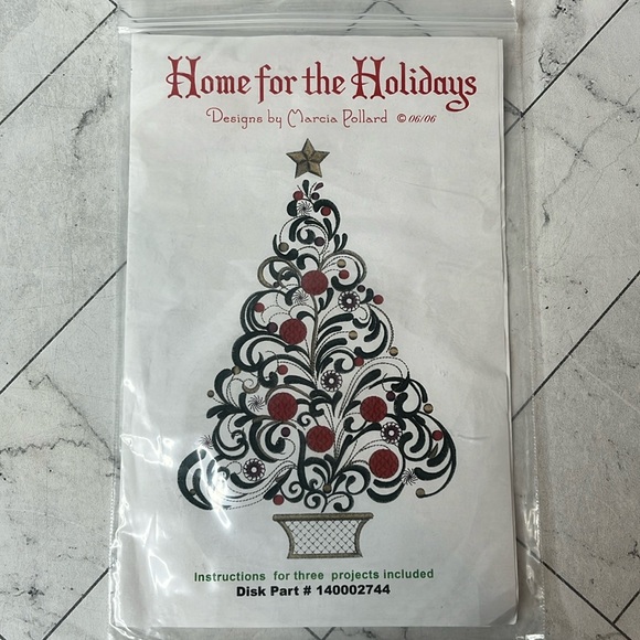 Christmas Cross Stitch Designs 15 Holiday Designs CD-ROM by Marcia Pollard - Picture 2 of 3